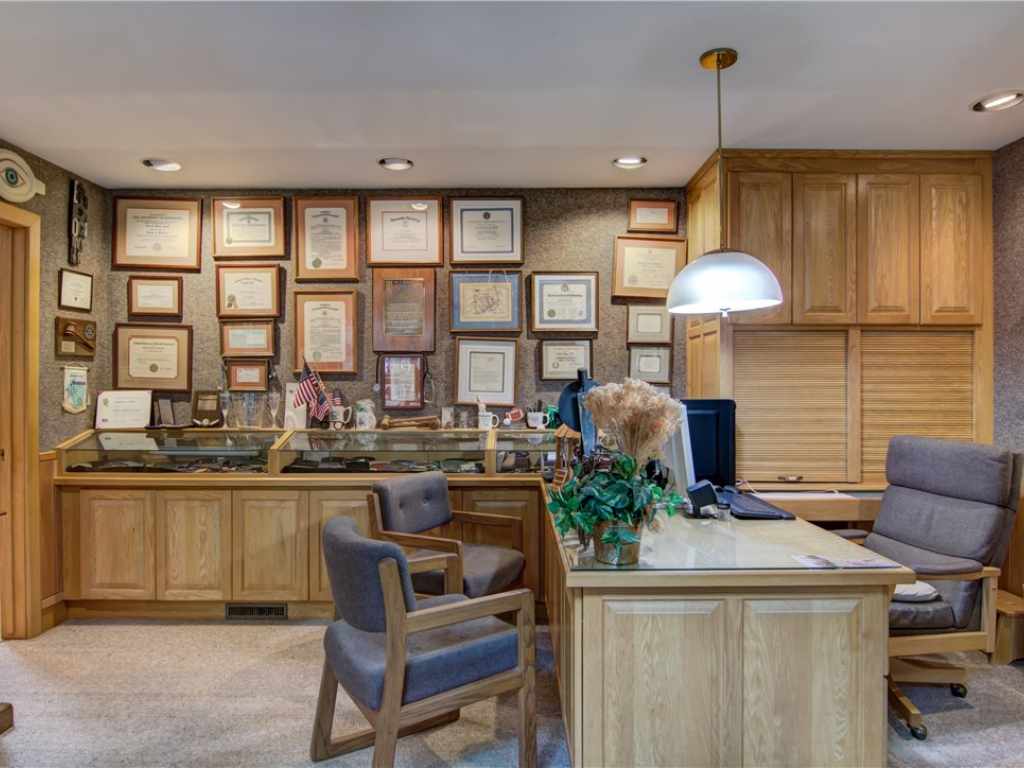 Property Photo 28