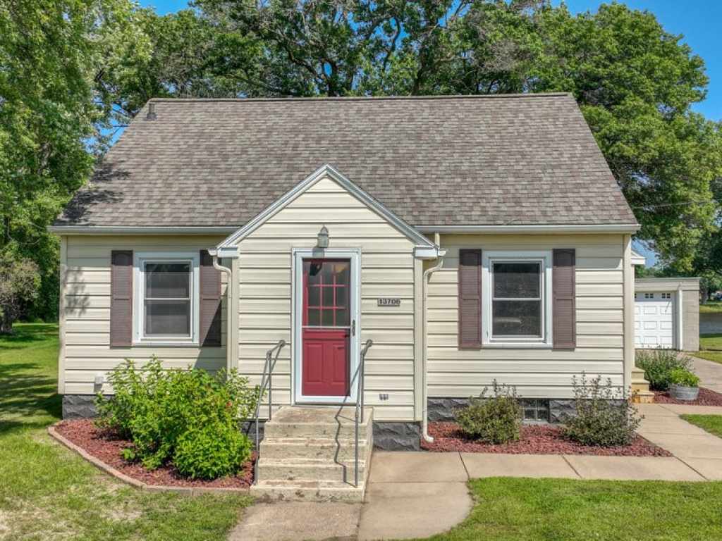 Main Property Photo