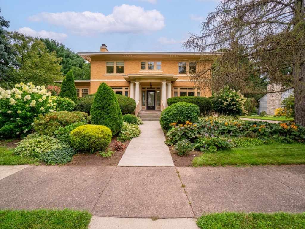 Main Property Photo