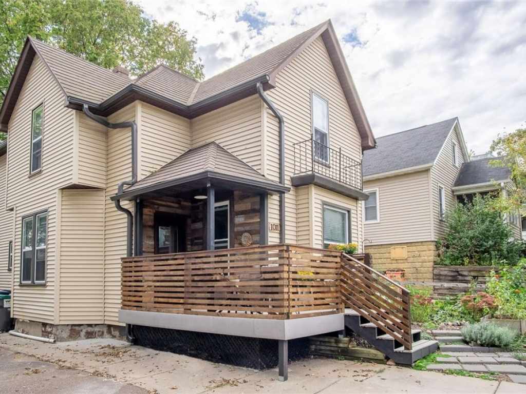 Main Property Photo