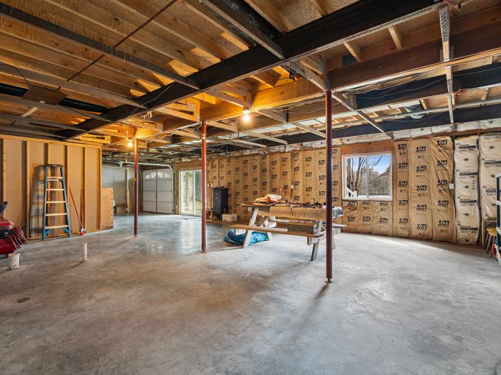 Property Photo 40