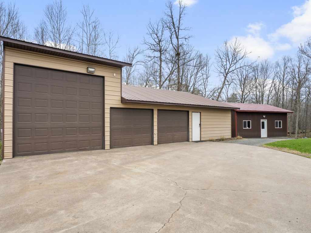 Property Photo 40