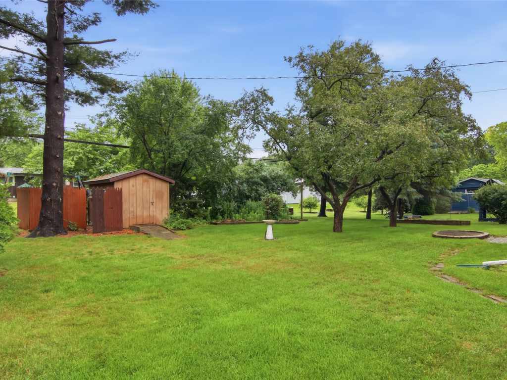 Property Photo 31