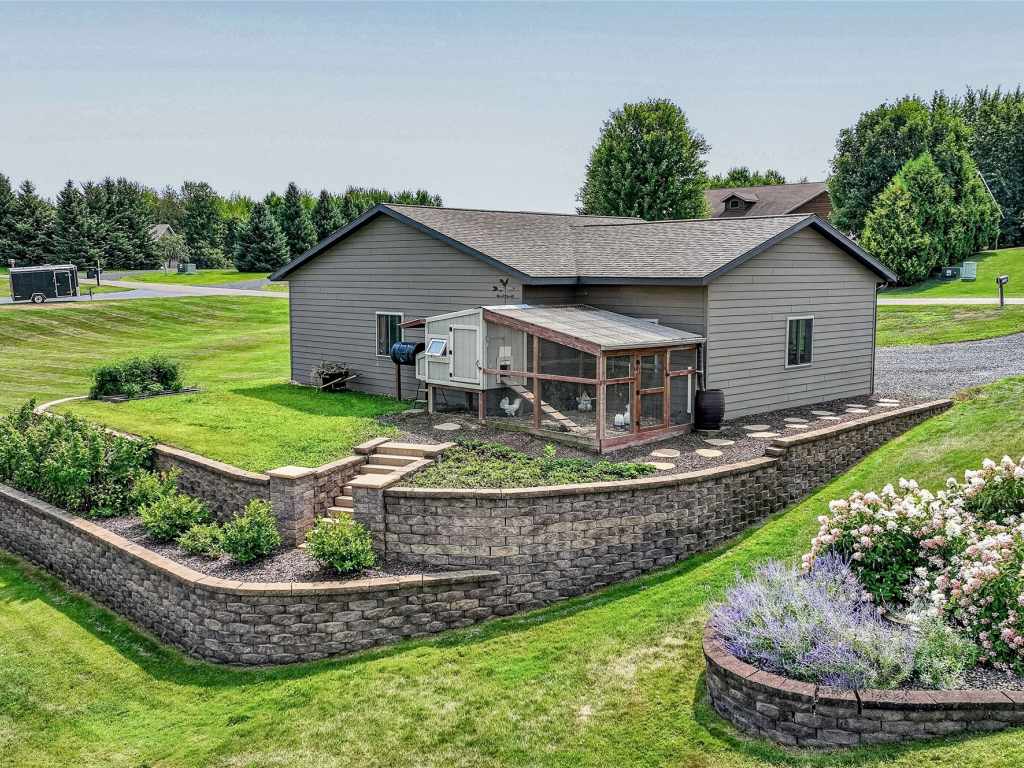 Property Photo 40