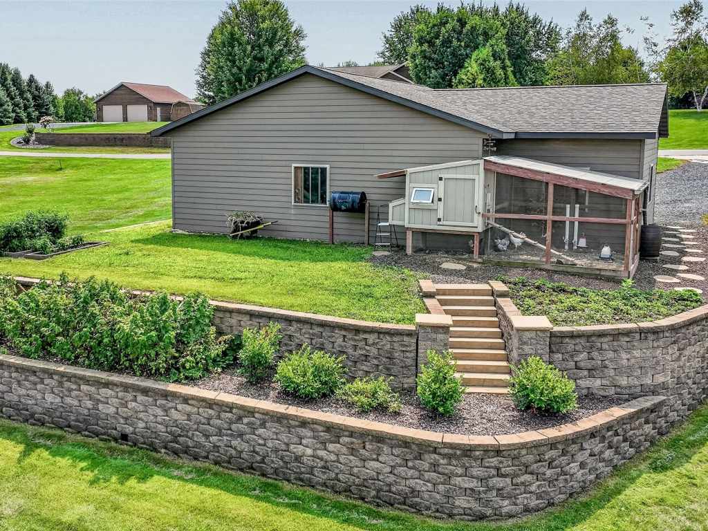 Property Photo 43