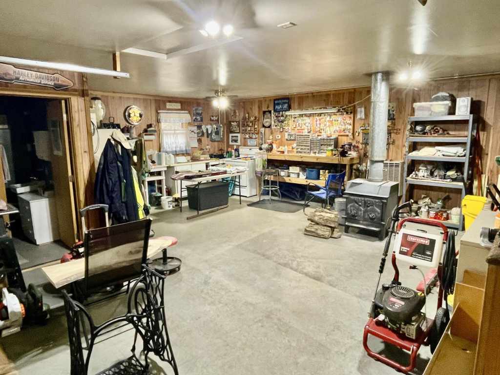 Property Photo 43