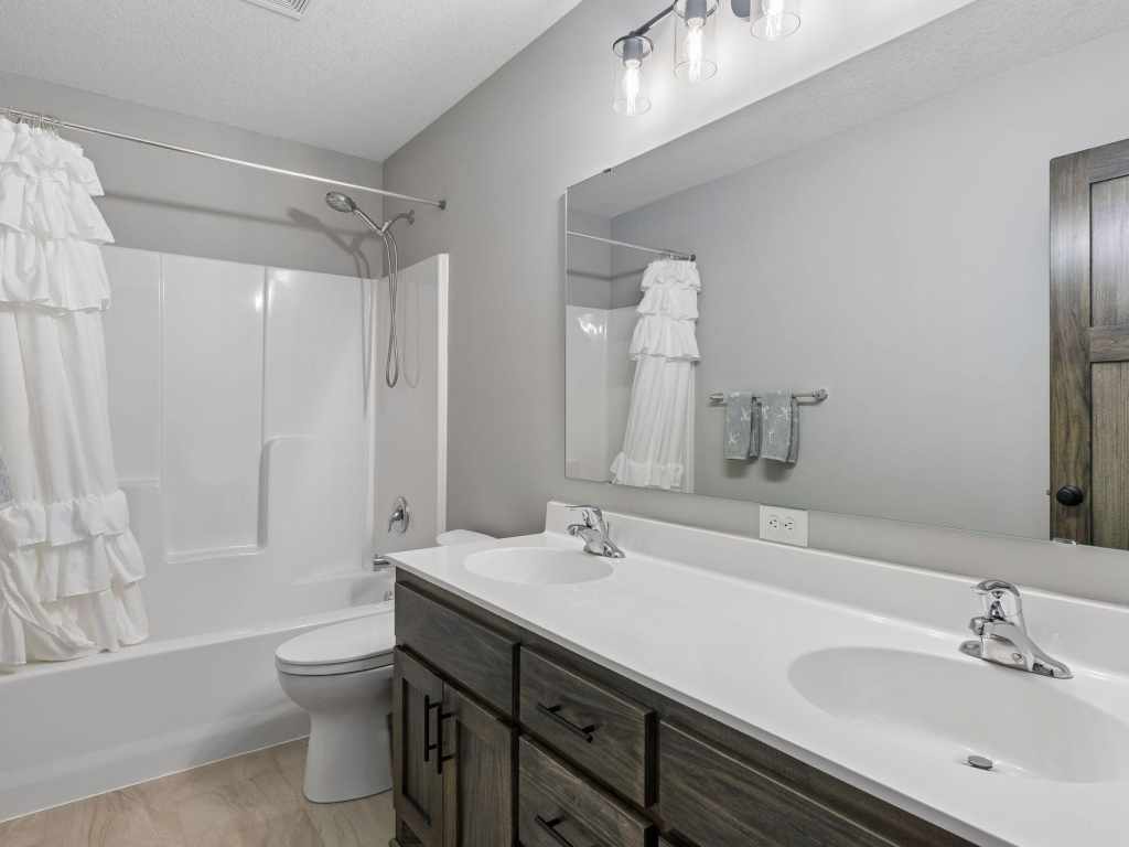 Main Property Photo