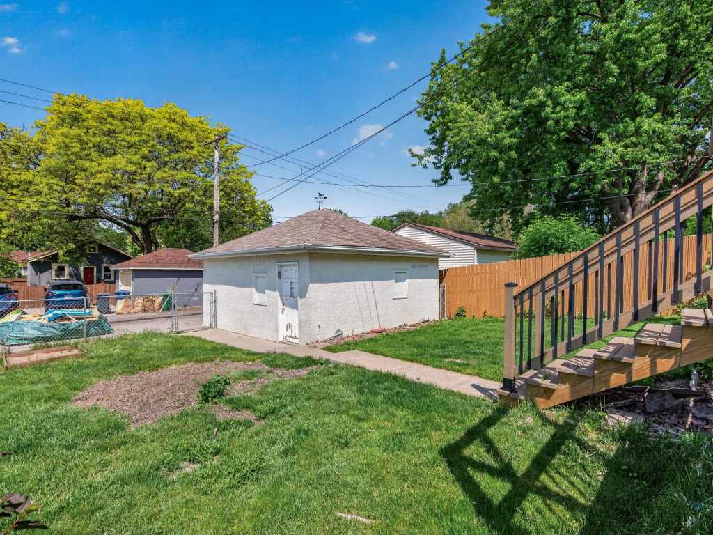 Property Photo 31