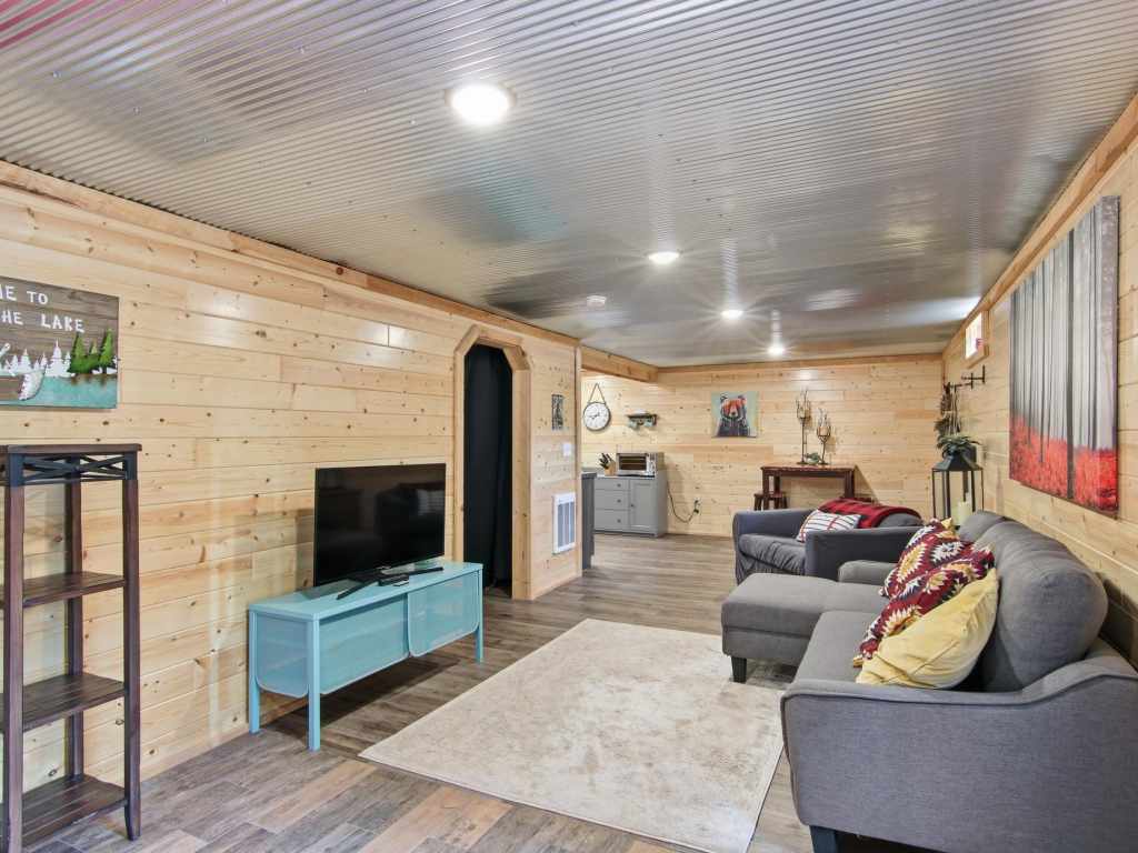 Property Photo 40