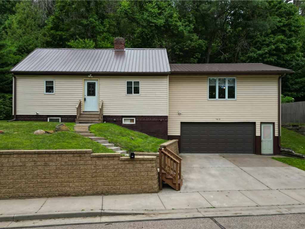 Main Property Photo