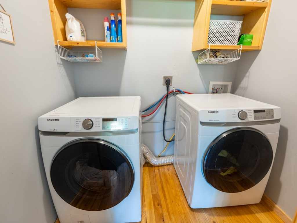 Property Photo 28