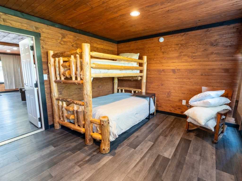 Property Photo 52