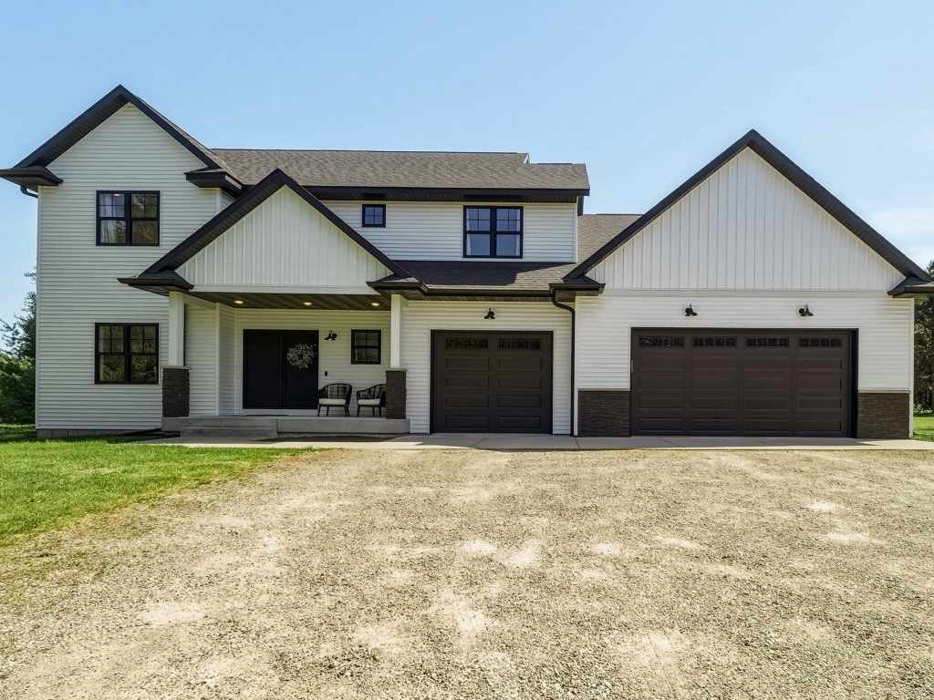 Main Property Photo