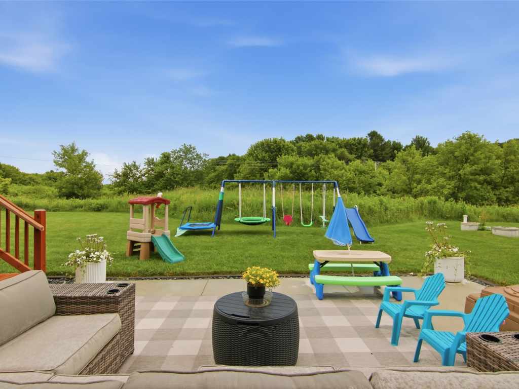 Property Photo 34