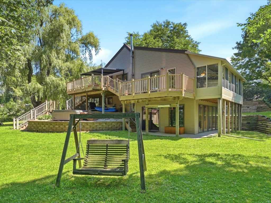 Property Photo 34