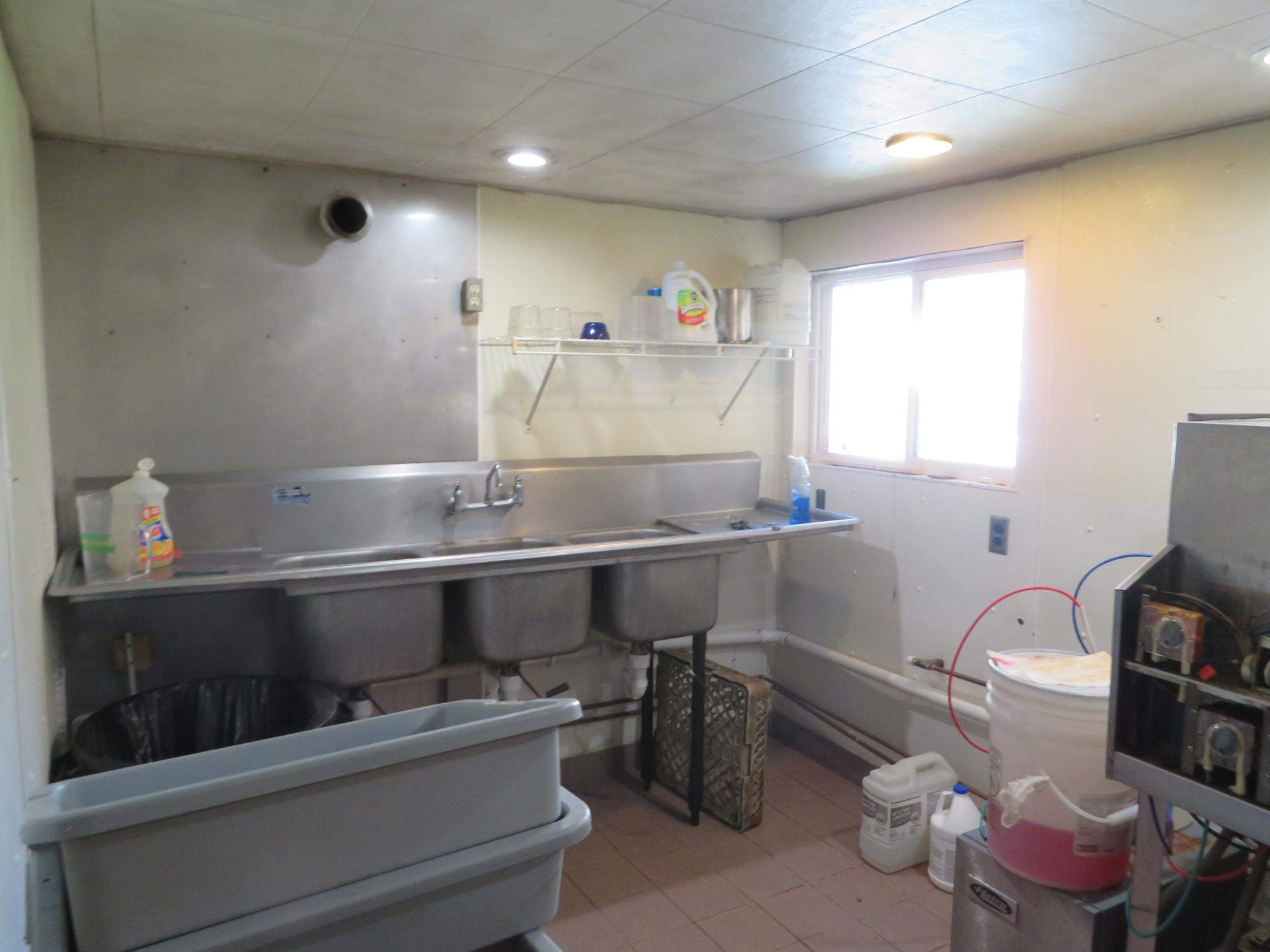 Property Photo 28