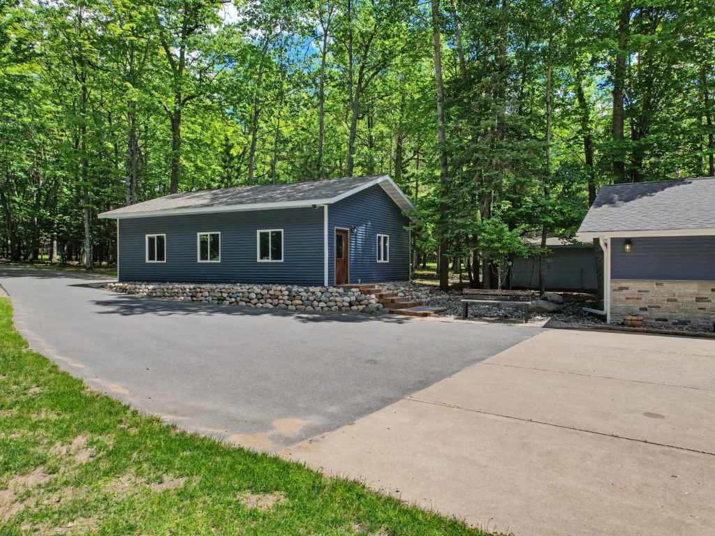 Property Photo 46