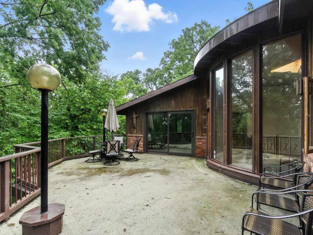 Property Photo 25