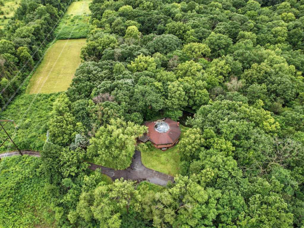Property Photo 31