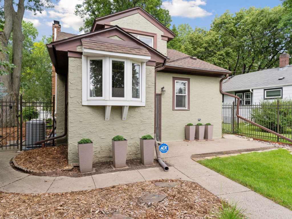 Property Photo 43