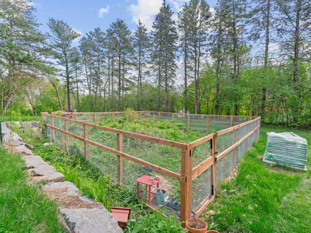 Property Photo 55