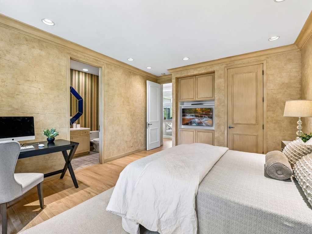Property Photo 55