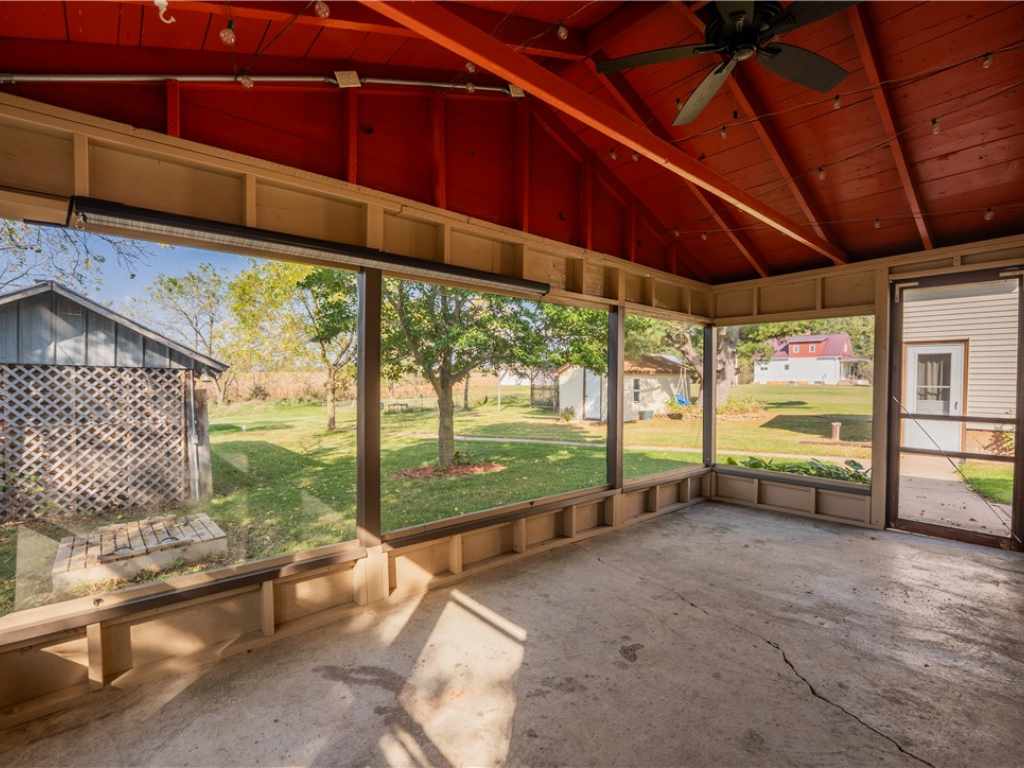 Property Photo 37