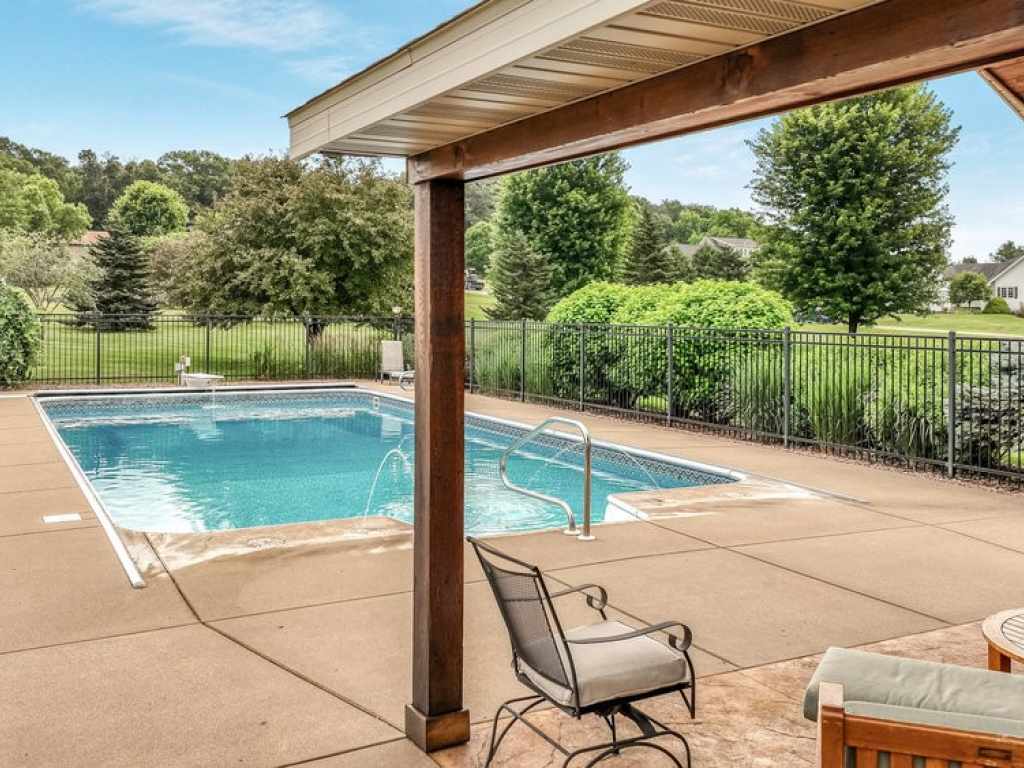Property Photo 22