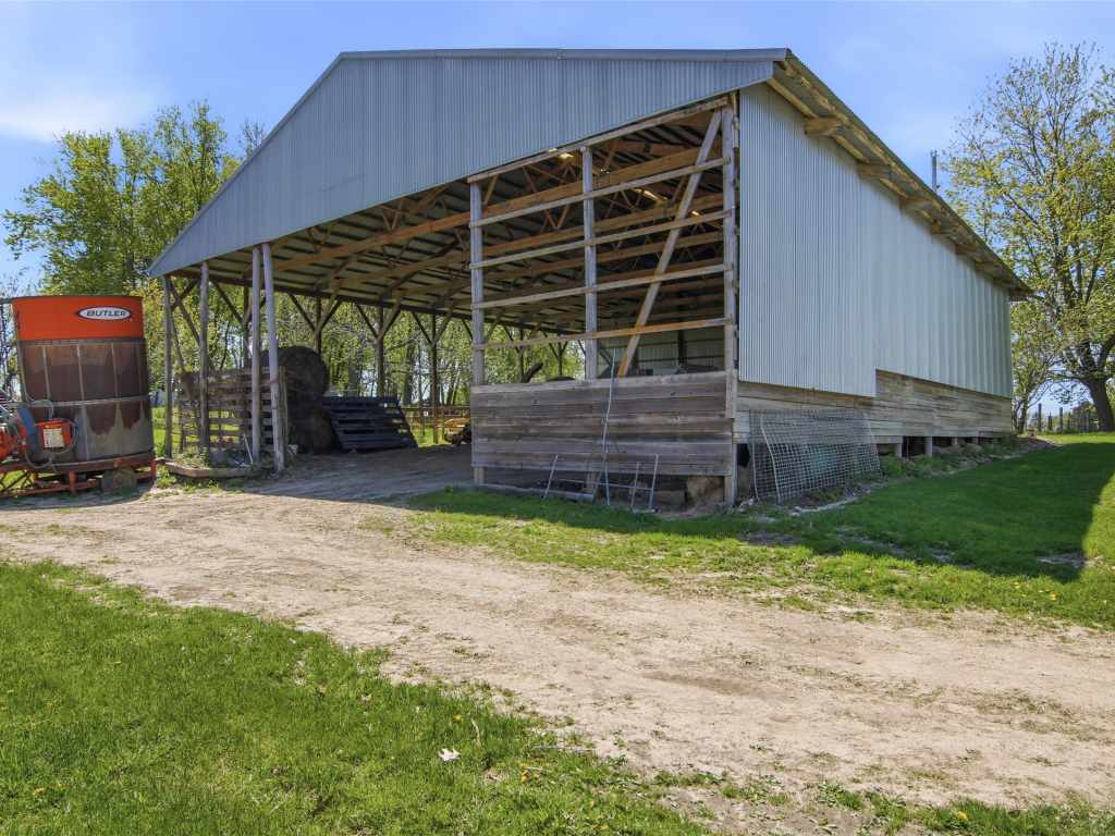 Property Photo 43