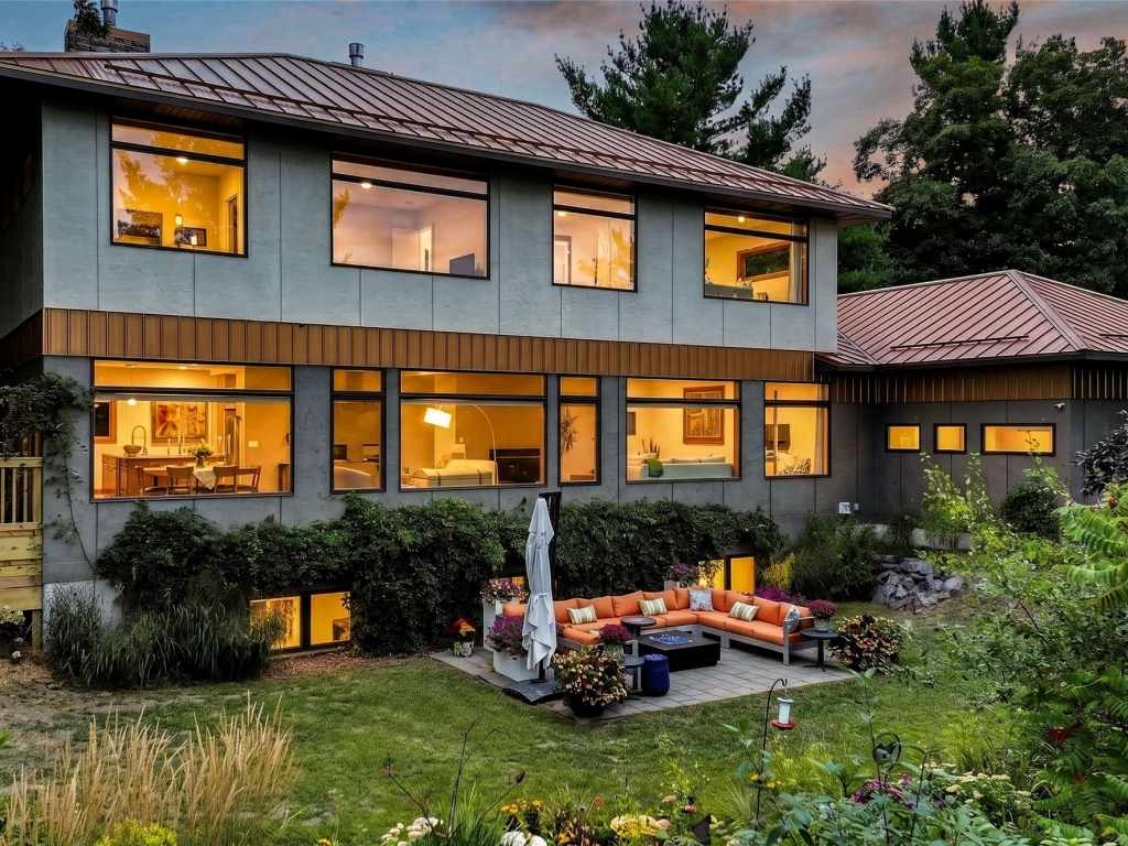 Main Property Photo