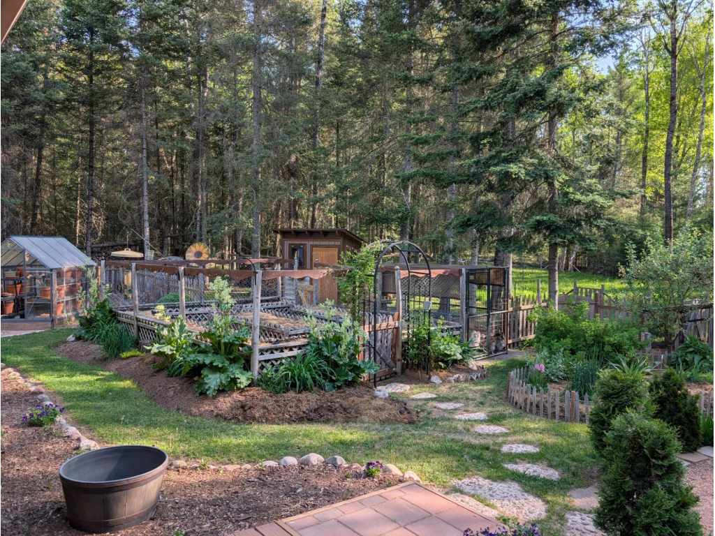 Property Photo 31