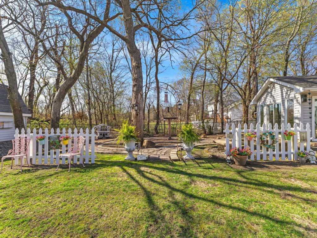 Property Photo 64