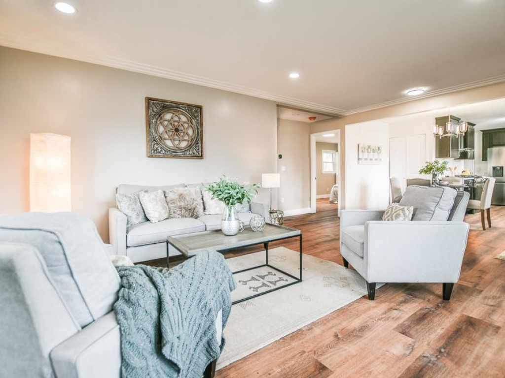 Main Property Photo