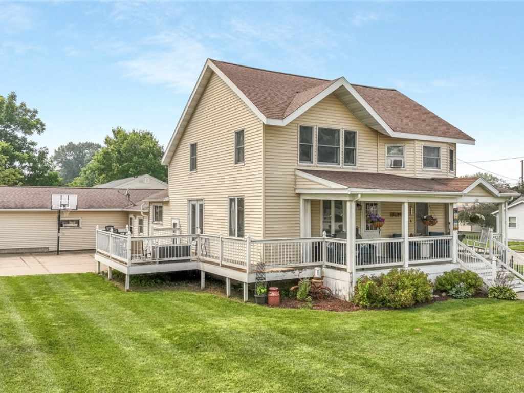 Main Property Photo