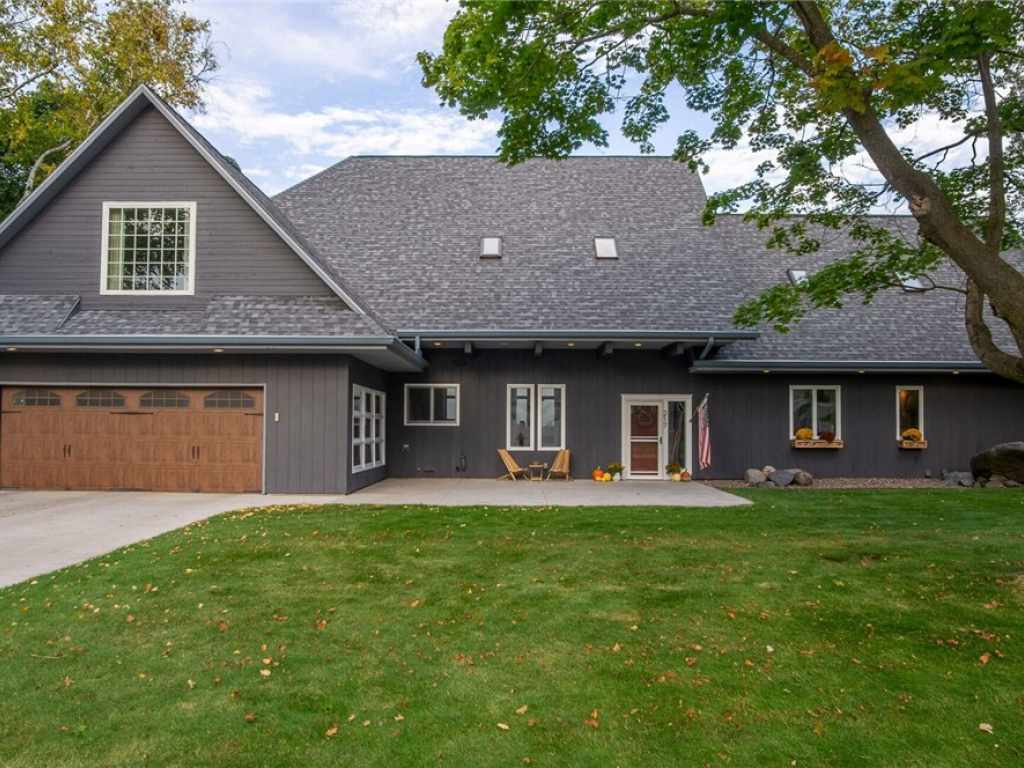 Main Property Photo