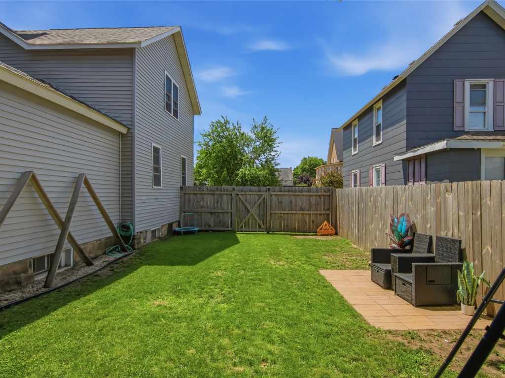 Property Photo 22