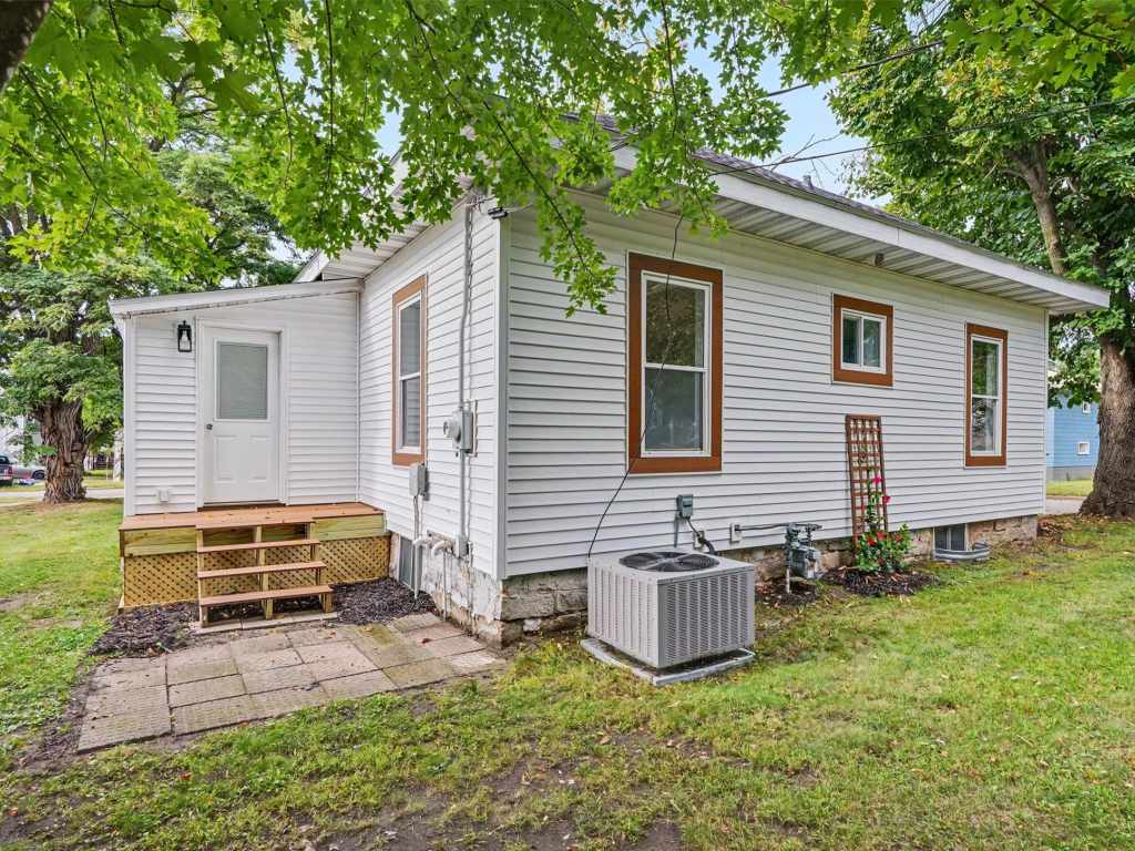 Property Photo 40