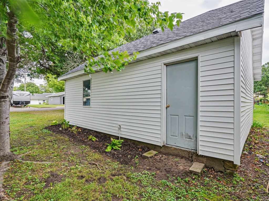 Property Photo 43