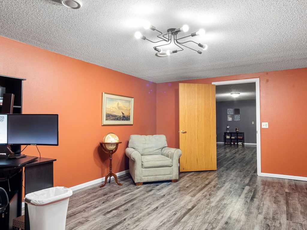 Property Photo 43