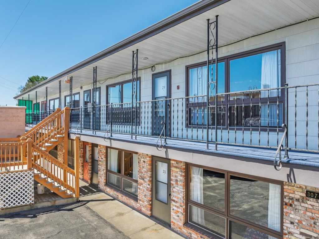 Property Photo 16