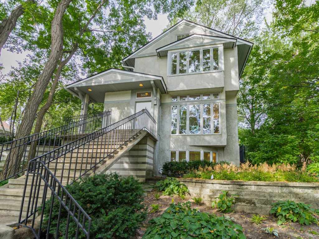 Main Property Photo
