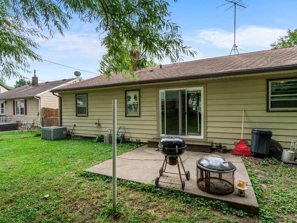 Property Photo 25