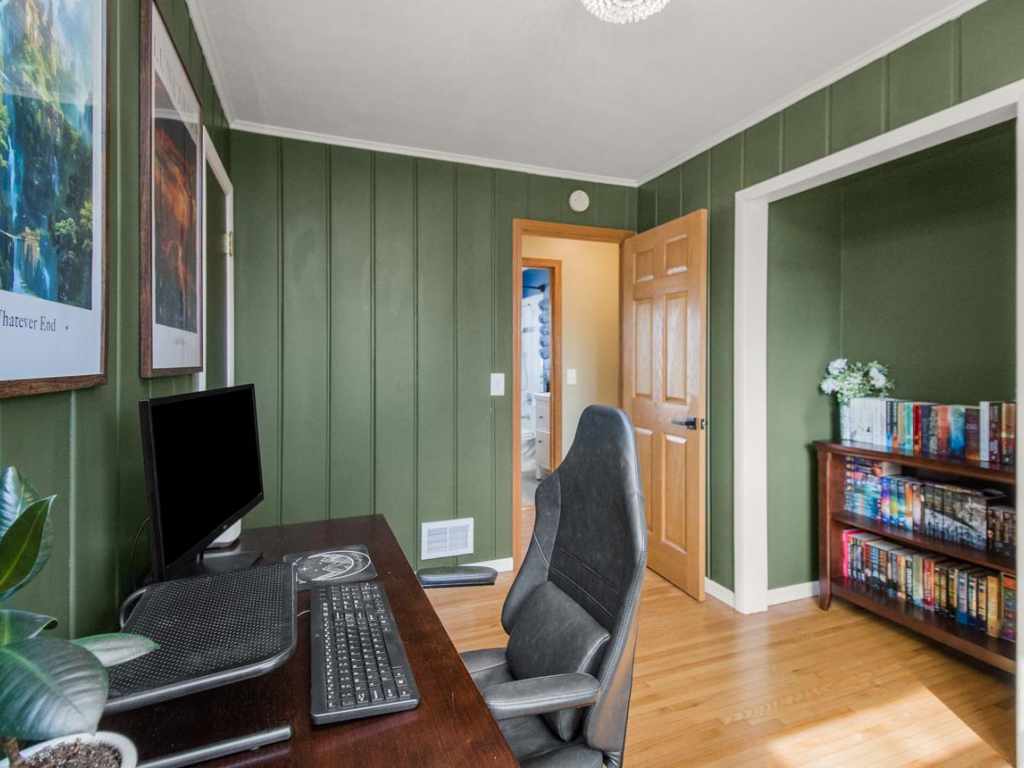 Property Photo 28