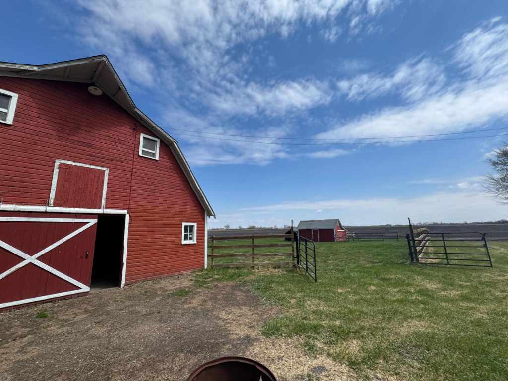 Property Photo 25