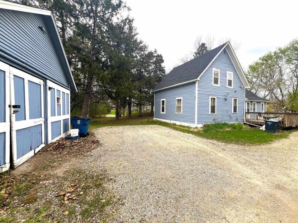 Property Photo 25