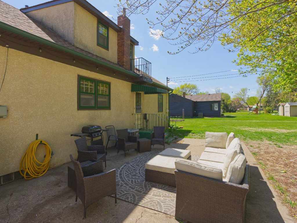 Property Photo 25