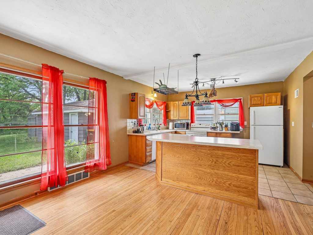 Property Photo 25