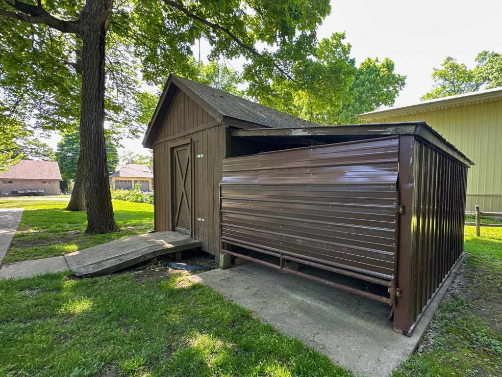 Property Photo 31
