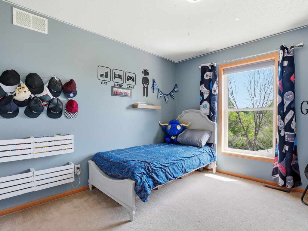 Property Photo 28