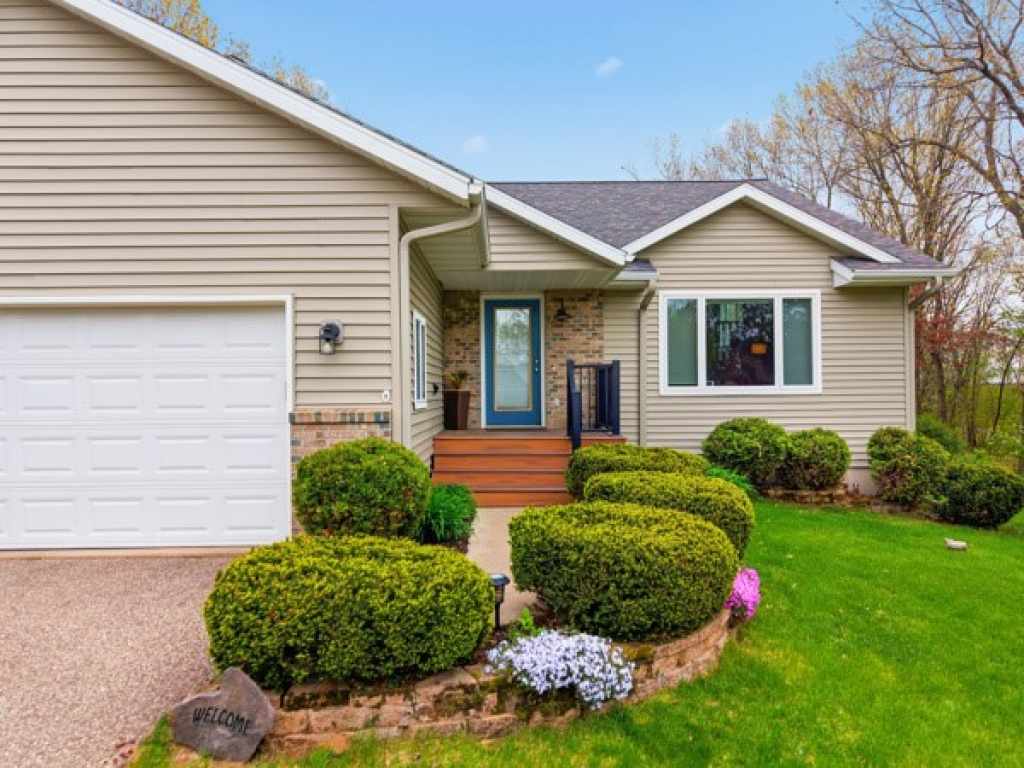 Main Property Photo